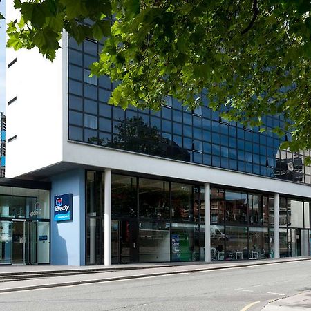 Travelodge Liverpool Central Exterior photo