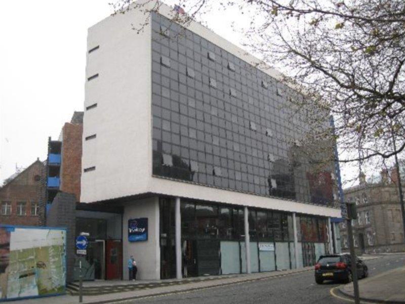 Travelodge Liverpool Central Exterior photo