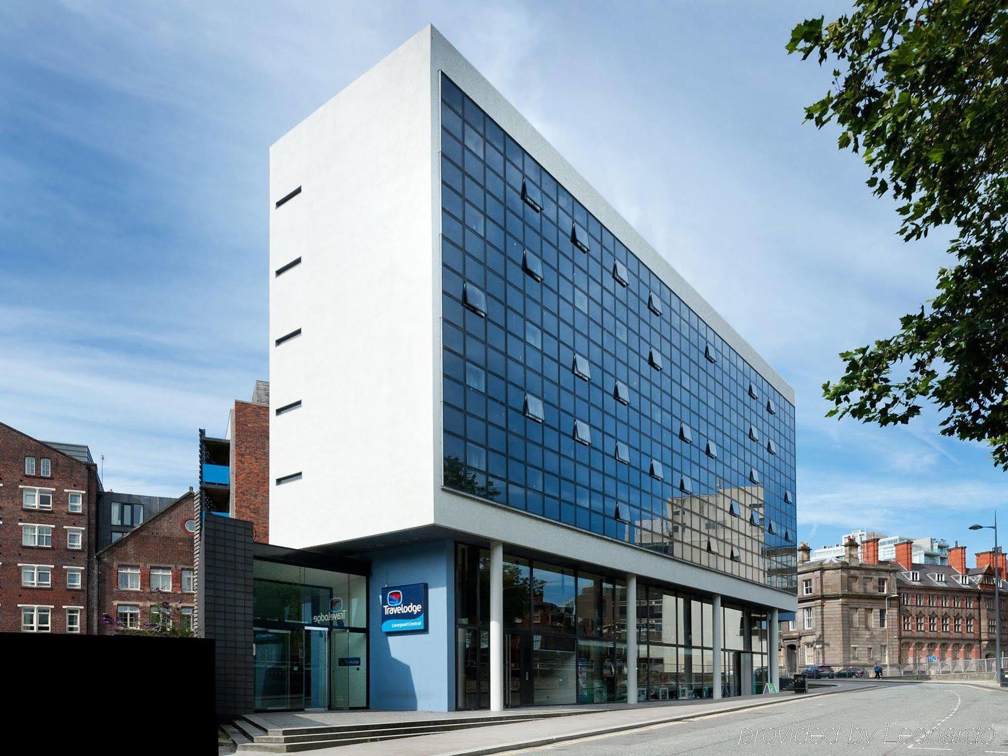 Travelodge Liverpool Central Exterior photo