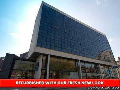 Travelodge Liverpool Central Exterior photo