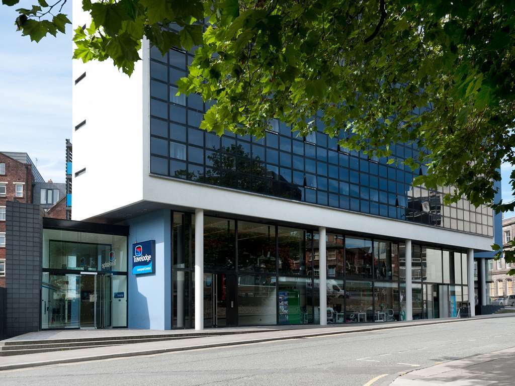 Travelodge Liverpool Central Exterior photo